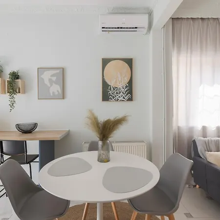 Olympou Oasis Center Apartment Thessaloniki